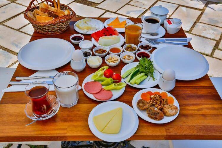 Arnna Hotel