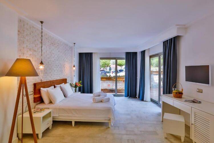 Arnna Hotel