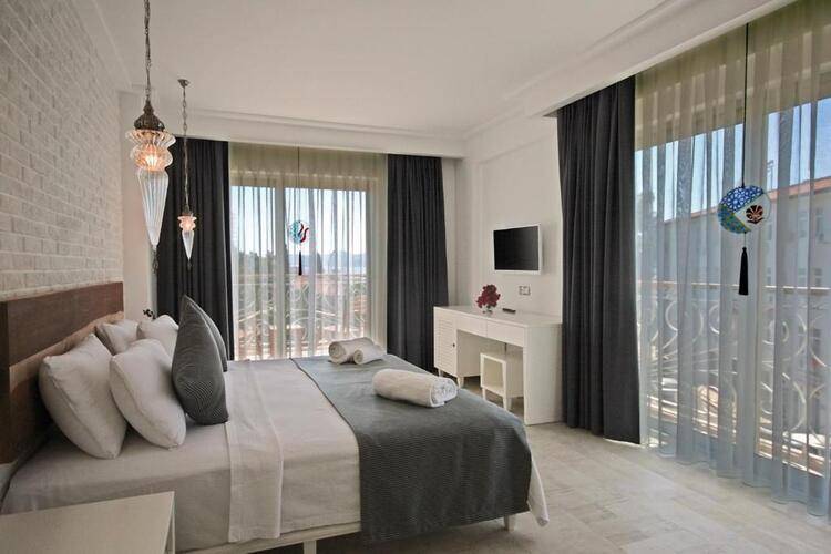 Arnna Hotel