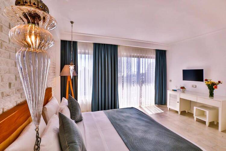 Arnna Hotel
