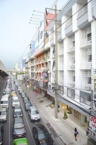Mybed Ratchada Hotel (SHA Extra Plus)