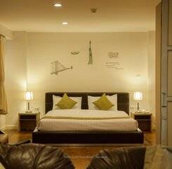 $item['hotel']['name']