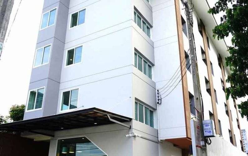 The Arni Sukhumvit 101