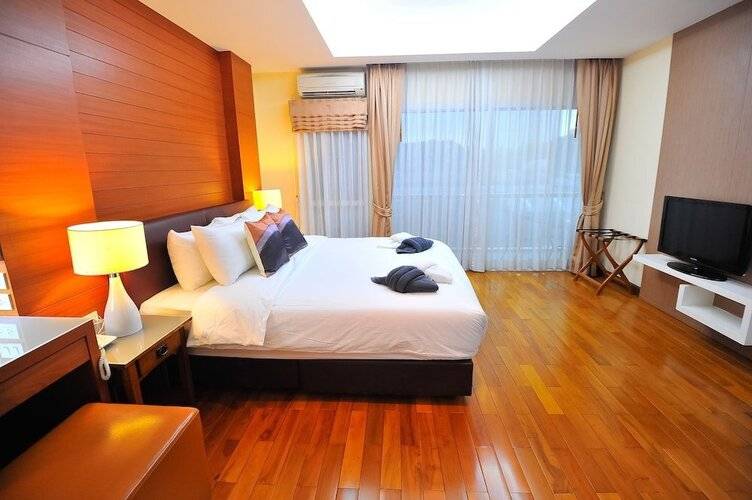 42 Grand Residence
