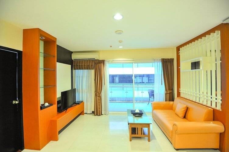 42 Grand Residence