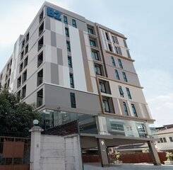 $item['hotel']['name']
