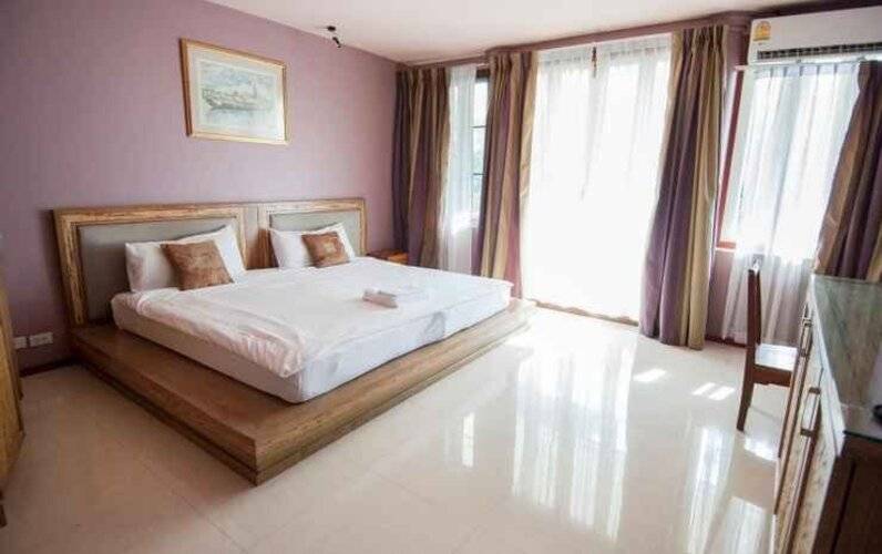 Coral Grand Place Bangkok