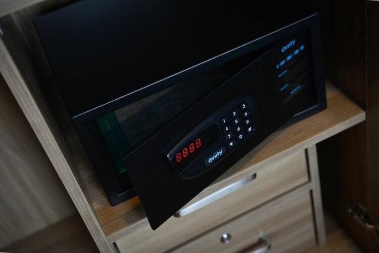 Ten Ekamai Residences