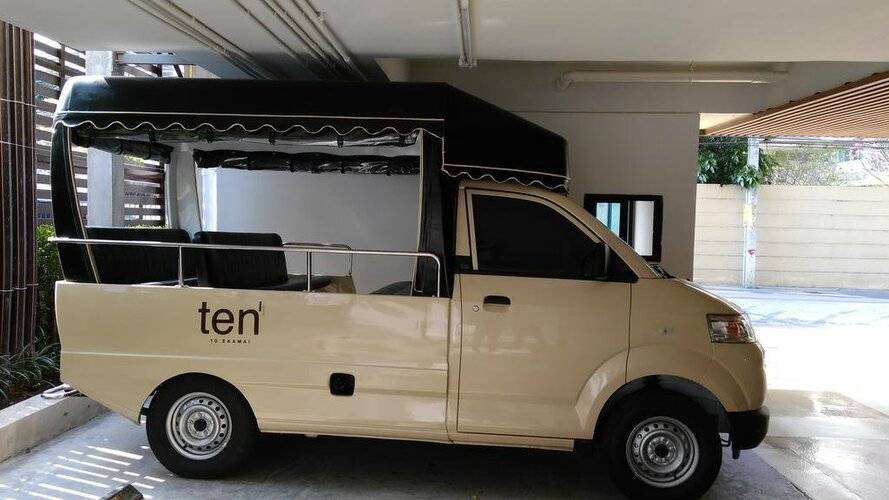 Ten Ekamai Residences