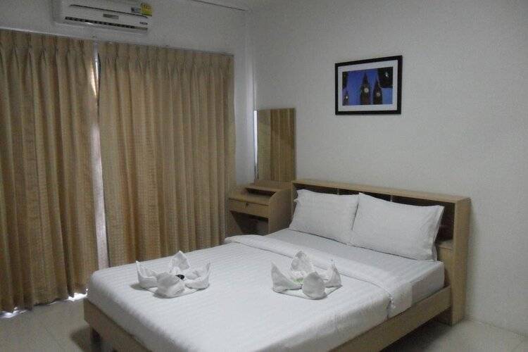 Season Place Hotel