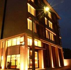$item['hotel']['name']