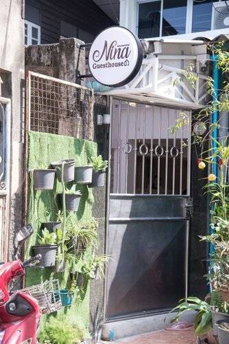 Nina Guesthouse