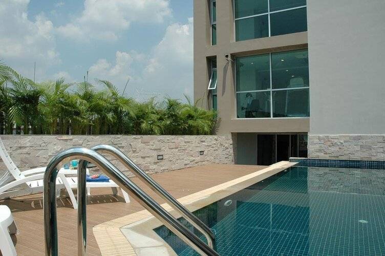 Bangkok Living