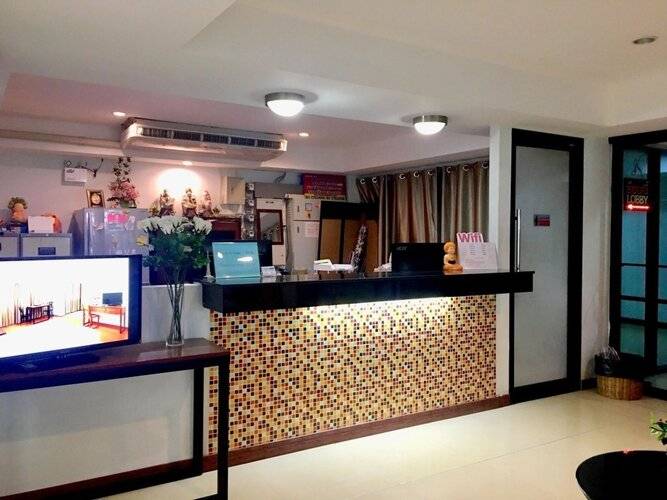 Double DD House at MRT Sutthisarn
