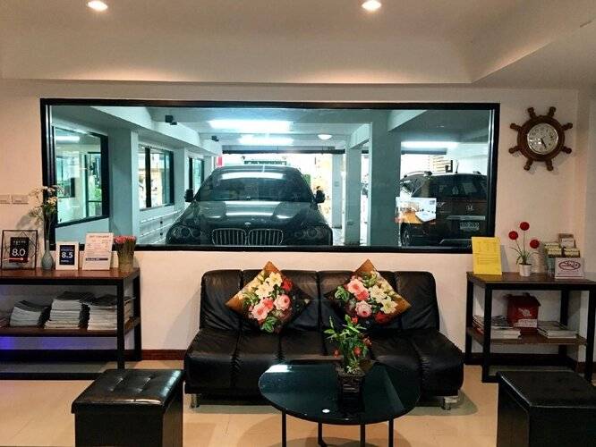 Double DD House at MRT Sutthisarn