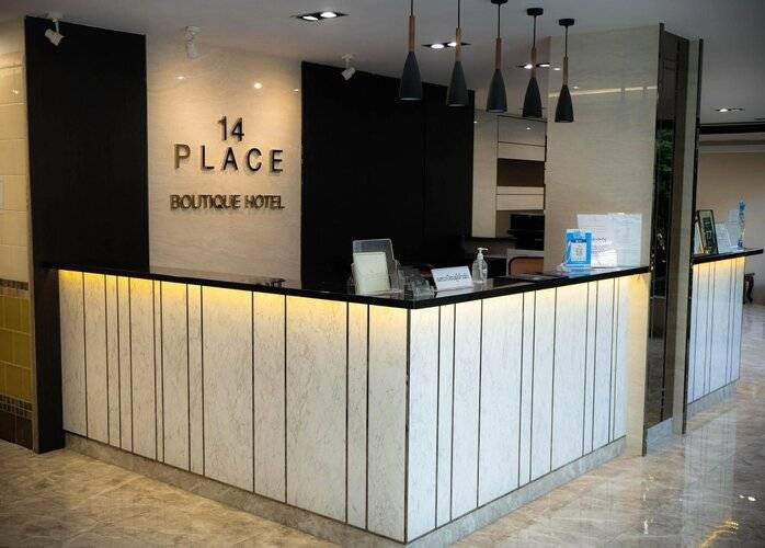 14 Place