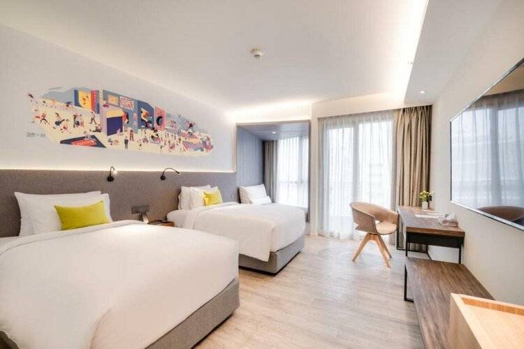 Triple Y Hotel