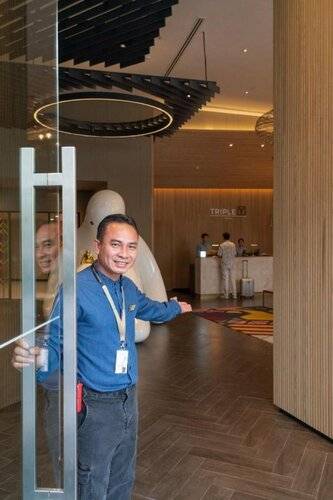 Triple Y Hotel