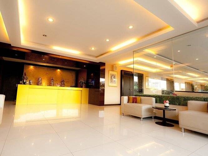 The Residence Airport & Spa
