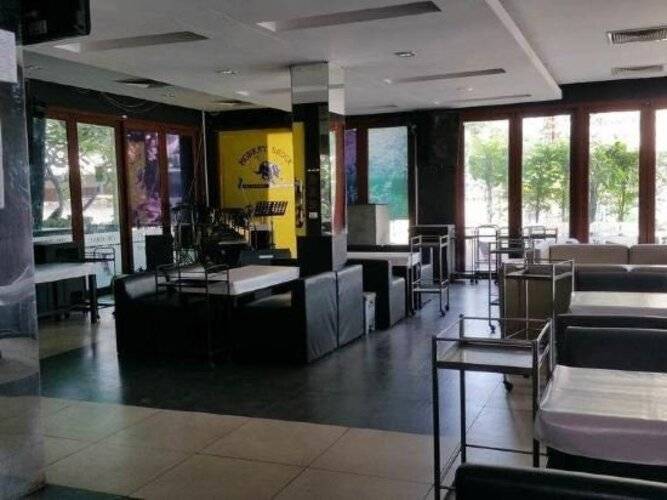 The Residence Airport & Spa