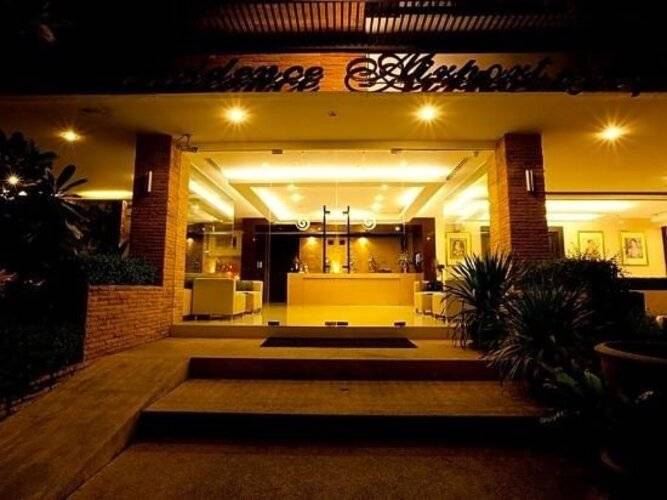 The Residence Airport & Spa