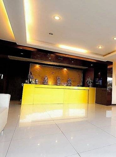 The Residence Airport & Spa