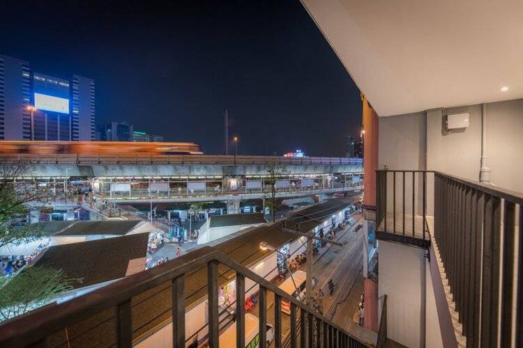 Yello Rooms Hotel Victory Monument