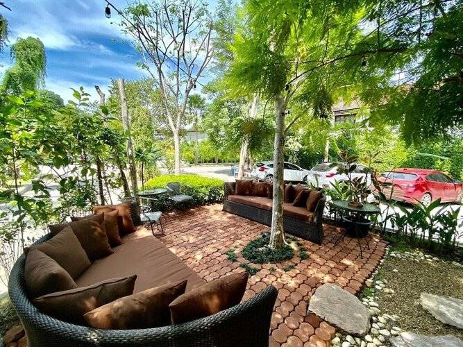 Bangkok Oasis Hotel
