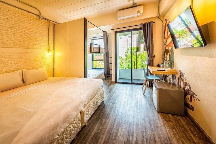 Bangkok Oasis Hotel