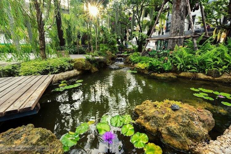Bangkok Oasis Hotel