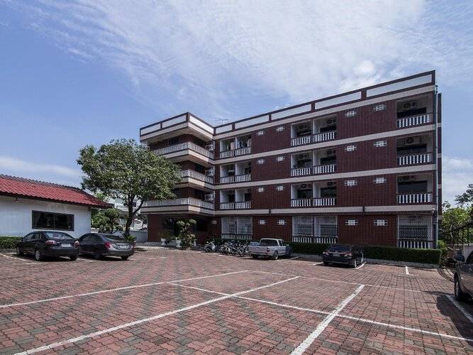 Good Houses Apartment