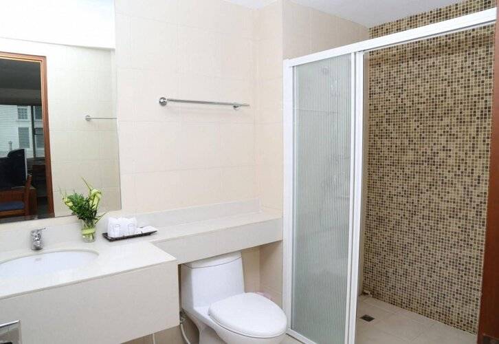 Lasalle Suites & Spa Hotel