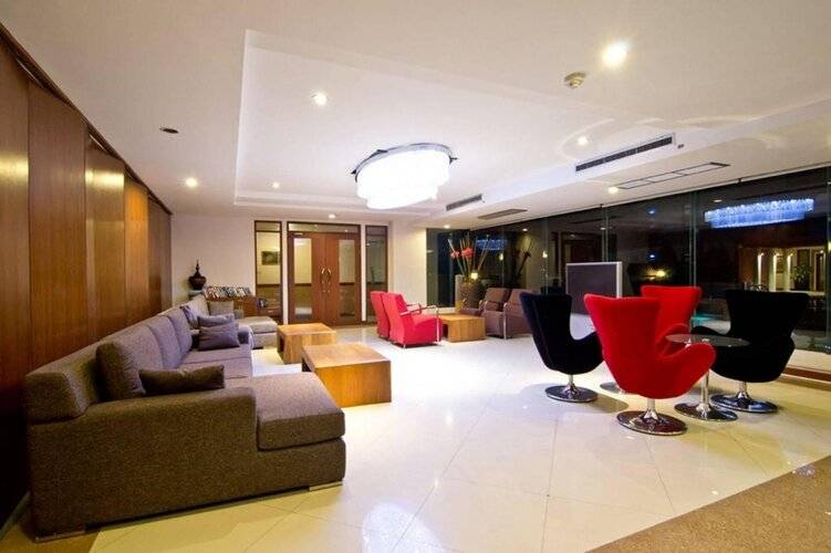 Lasalle Suites & Spa Hotel