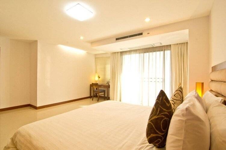 Lasalle Suites & Spa Hotel