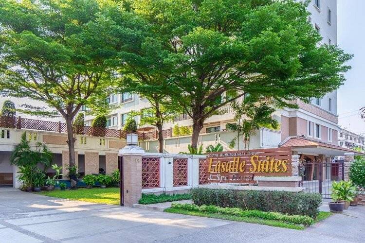 Lasalle Suites & Spa Hotel