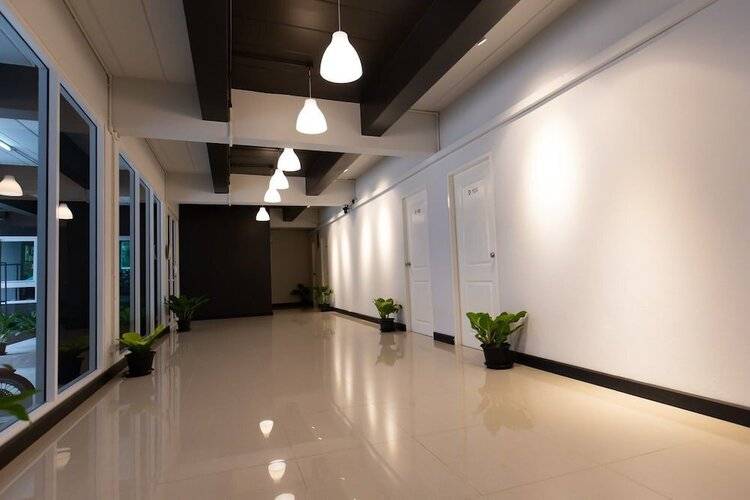 Mango 10 House