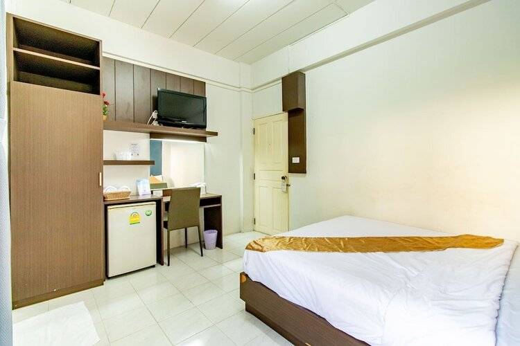 Riski Residence Bangkok