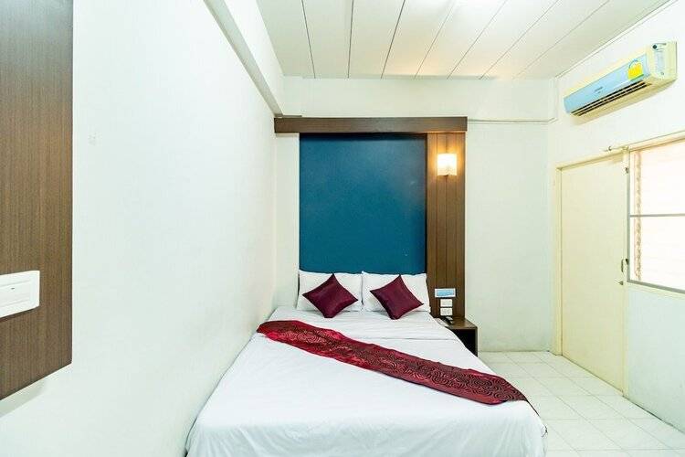 Riski Residence Bangkok