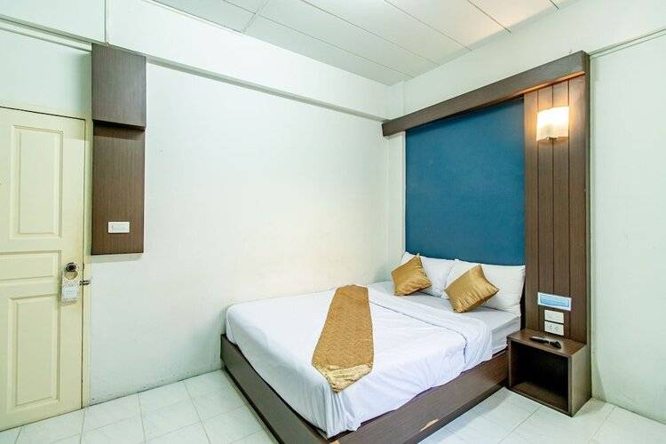 Riski Residence Bangkok