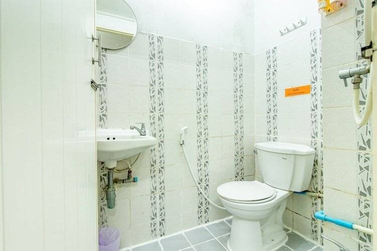 Riski Residence Bangkok