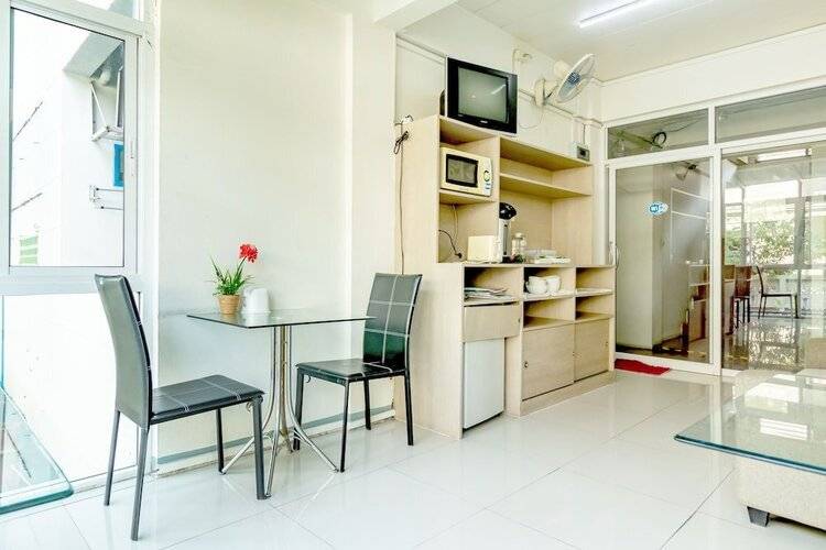 Riski Residence Bangkok