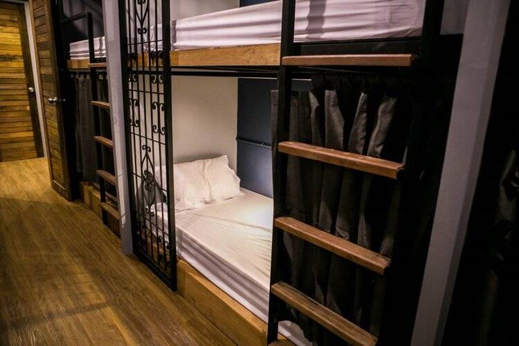 Silom SPACE Hostel