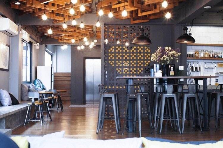 Silom SPACE Hostel