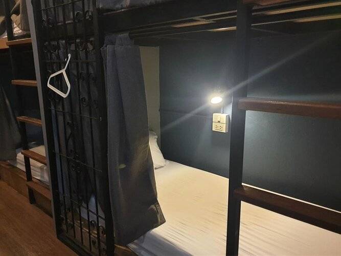 Silom SPACE Hostel