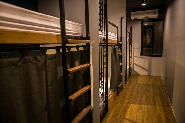 Silom SPACE Hostel