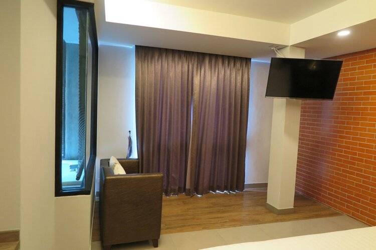 V20 Boutique Hotel By Locals