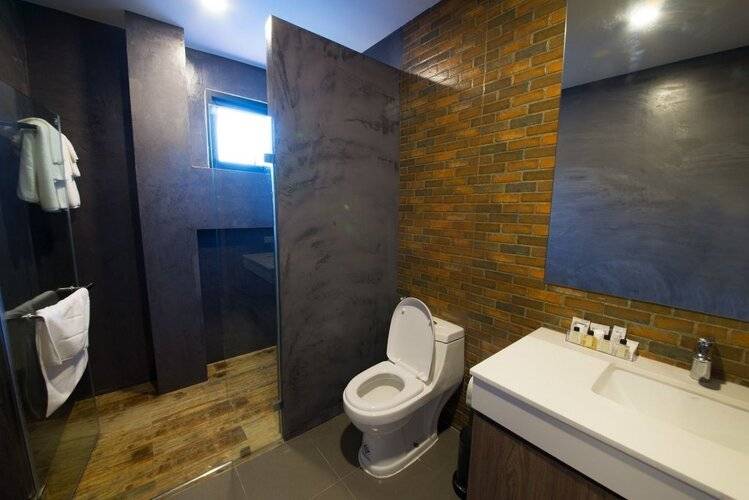 V20 Boutique Hotel By Locals