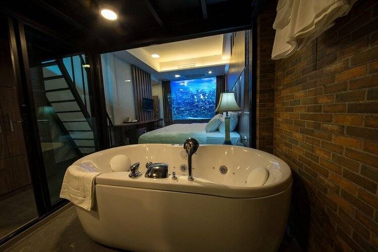 V20 Boutique Hotel By Locals