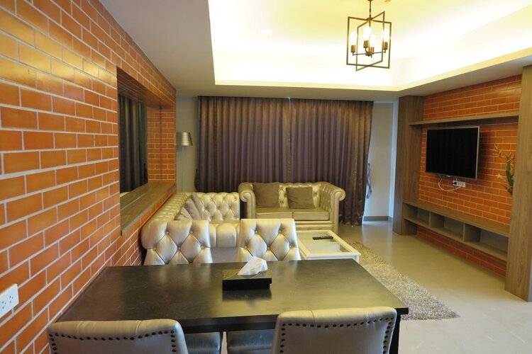 V20 Boutique Hotel By Locals