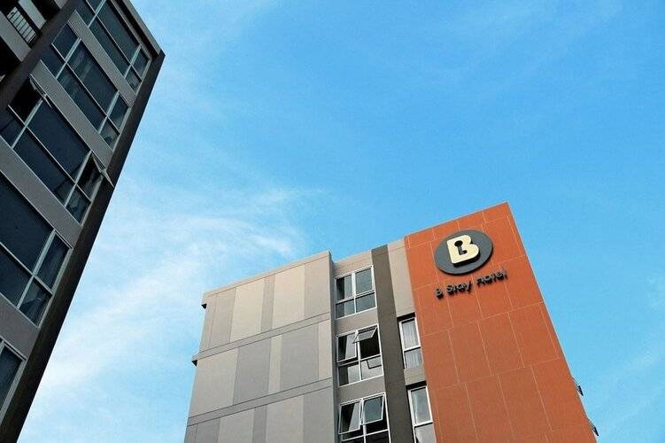 B Stay Hotel